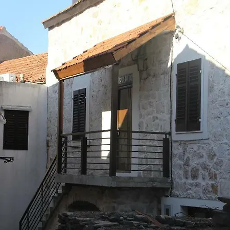 Apartment Mara Jelsa (Hvar)