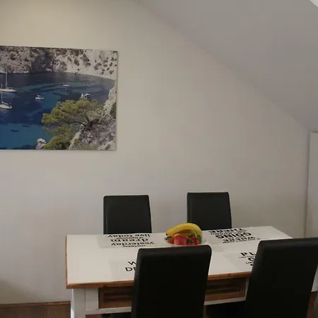 Apartment Mara *
