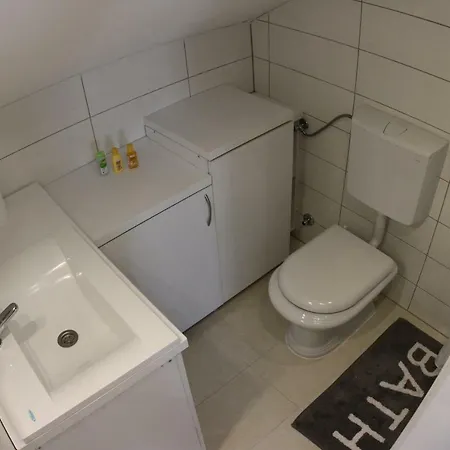 Mara Apartment Jelsa (Hvar)